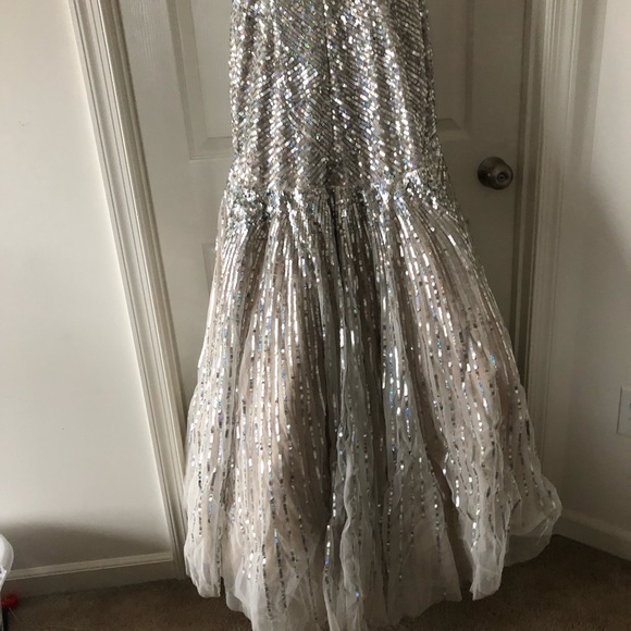 Jovani silver squint formal dress gown sz 12 - Picture 6 of 7